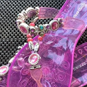 Flip flop transparent